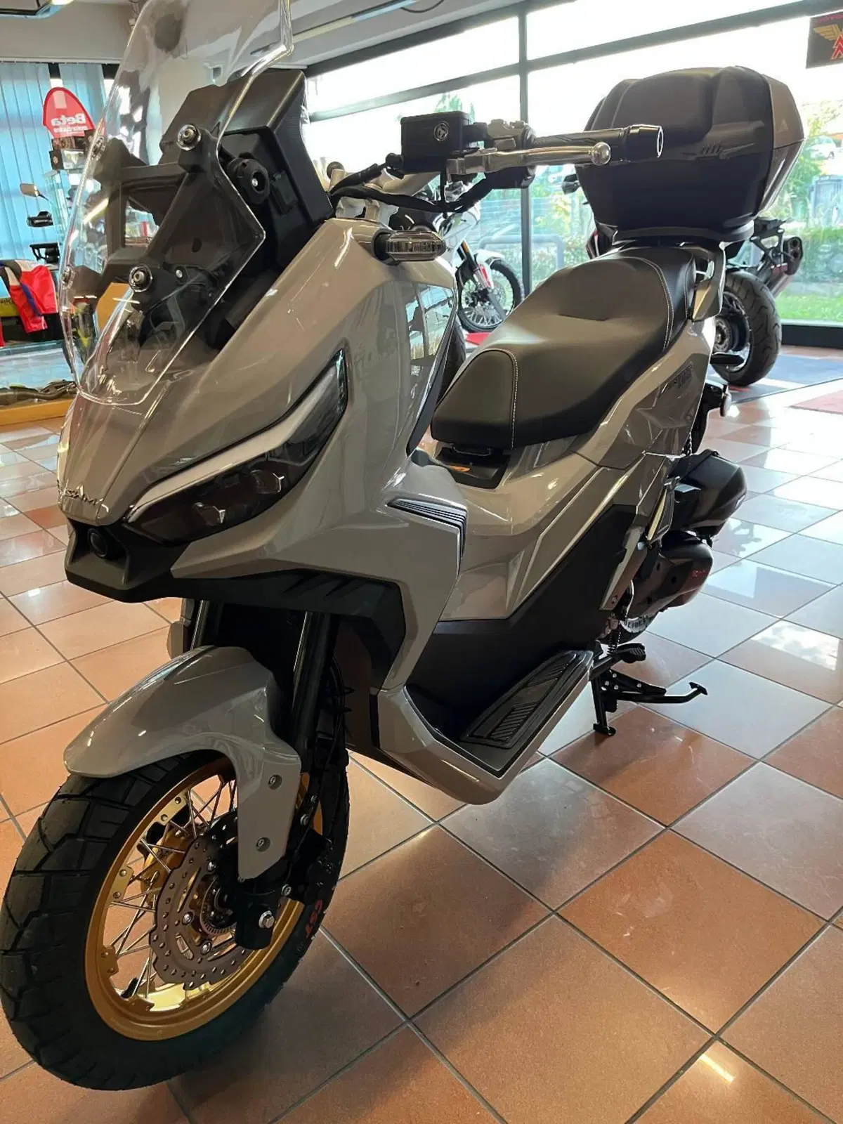 Swm Venturo 125 (2026) (3)