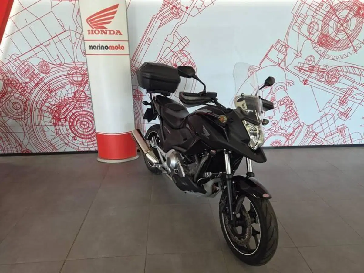 Honda NC700X DCT ABS (2011 - 13) (2)