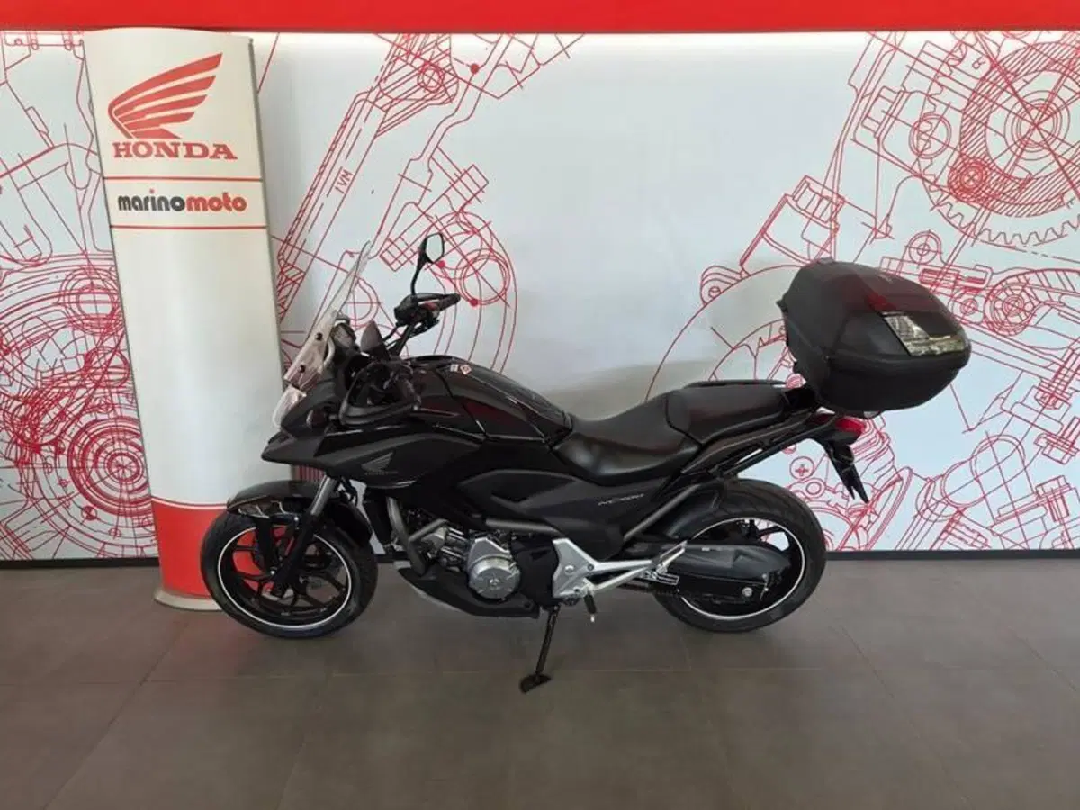 Honda NC700X DCT ABS (2011 - 13) (3)