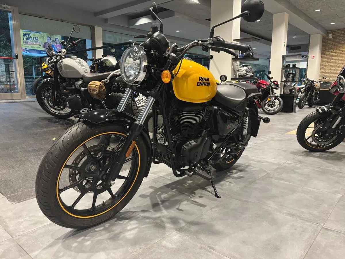 Royal Enfield Meteor 350 (2021 - 26) (5)
