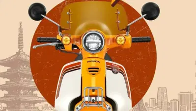Honda Super Cub Tokyo 80s Limited Edition, che spettacolo!