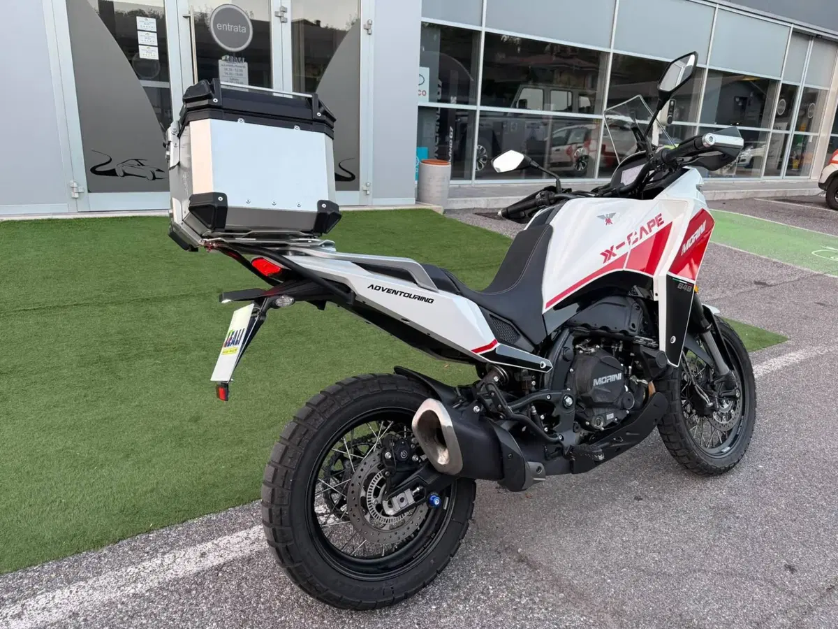 Moto Morini X-Cape 650 (2021 - 26) (9)
