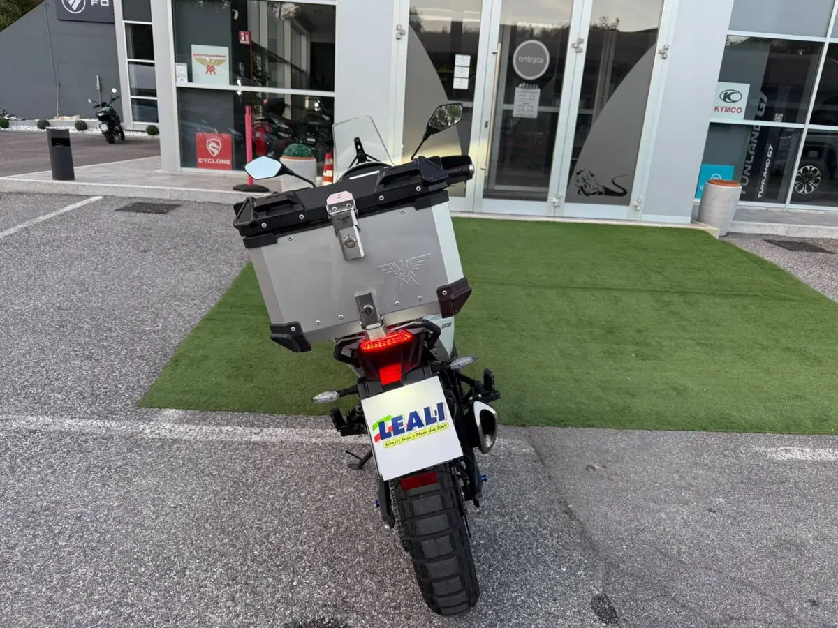 Moto Morini X-Cape 650 (2021 - 26) (12)