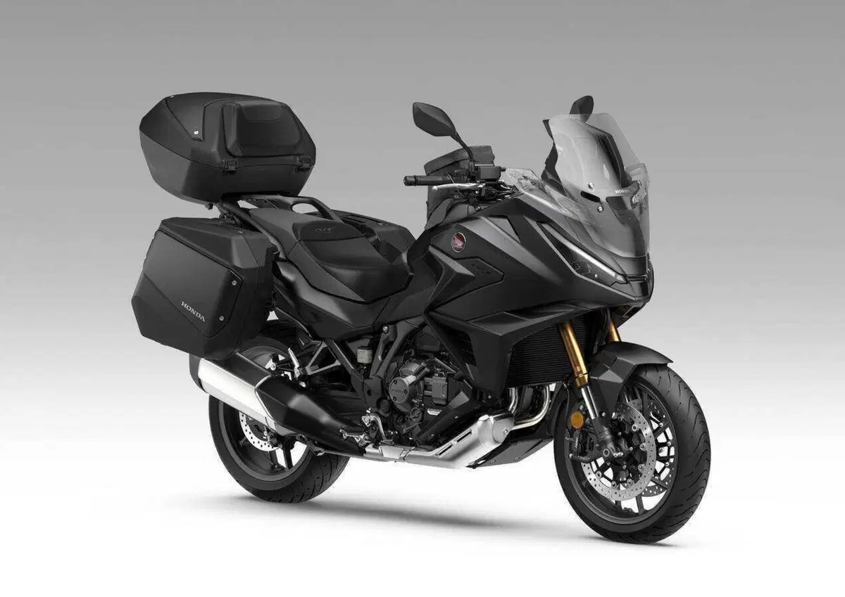 Honda NT1100: annunciata l'edizione 2027 (7)
