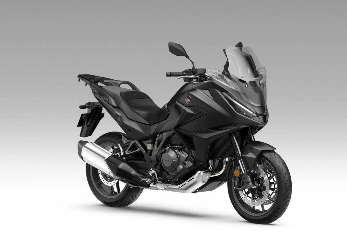 Honda NT1100: annunciata l'edizione 2027 (11)