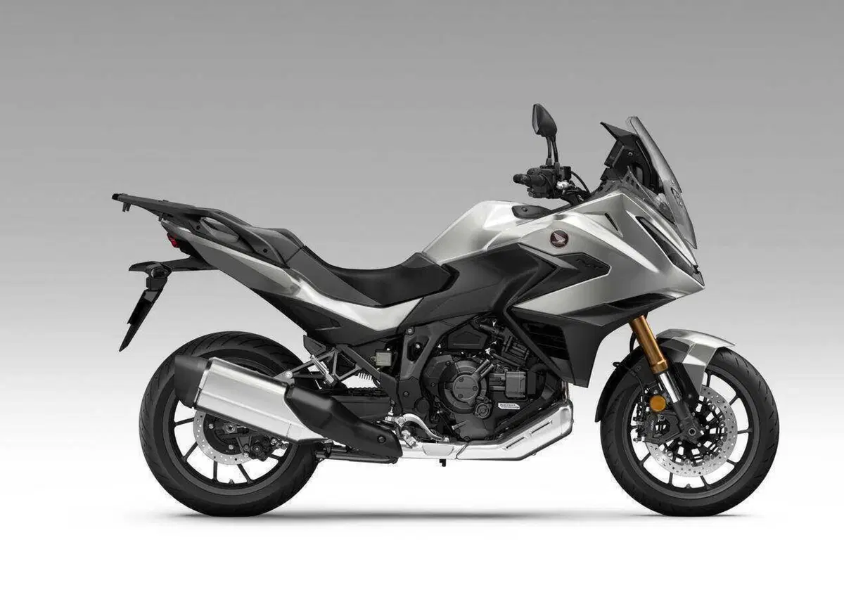 Honda NT1100: annunciata l'edizione 2027 (14)