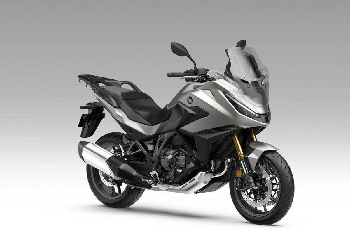 Honda NT1100: annunciata l'edizione 2027 (15)