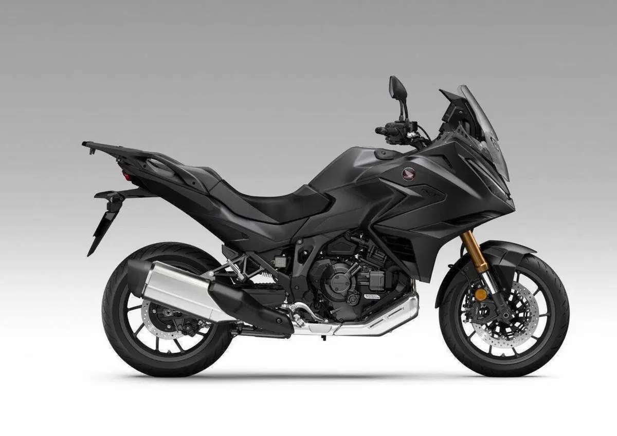 Honda NT1100: annunciata l'edizione 2027 (17)