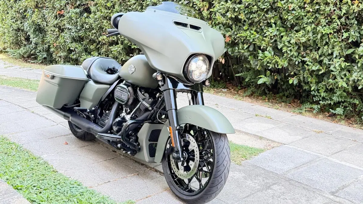 Harley-Davidson 114 Street Glide Special (2019 - 20) - FLHXS