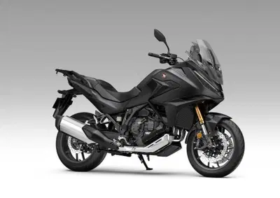 Honda NT1100: annunciata l'edizione 2027