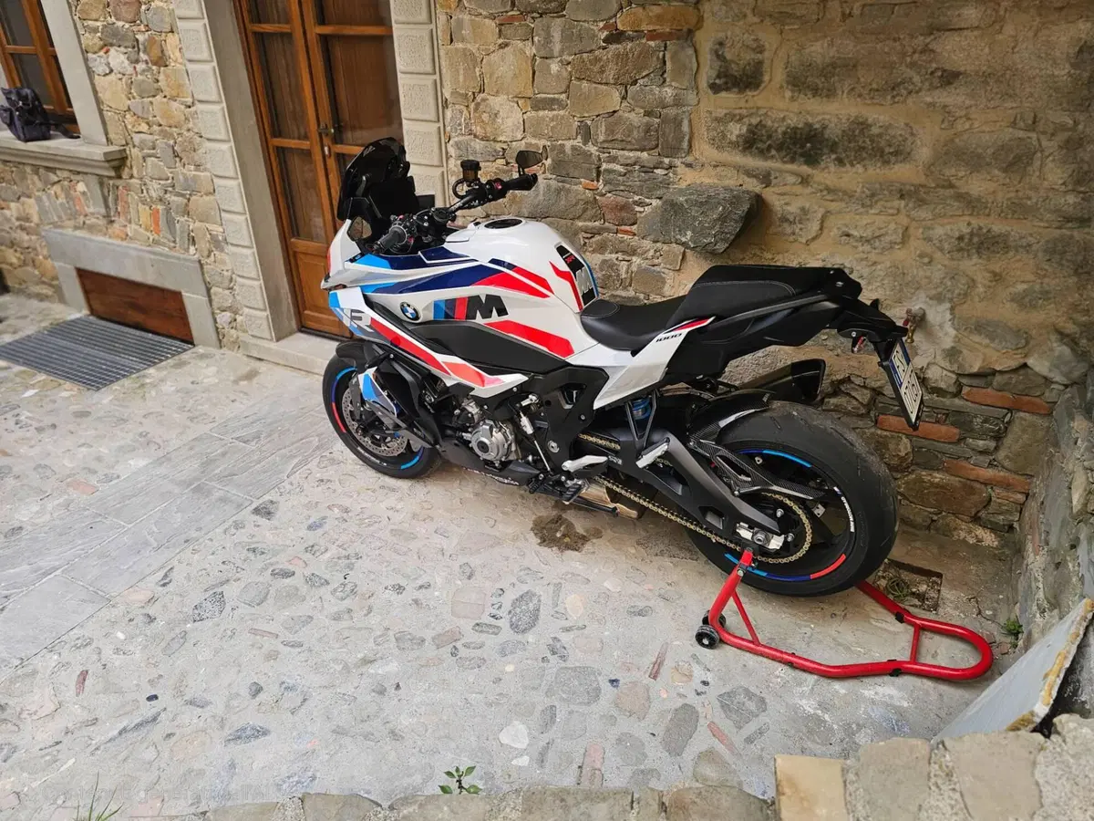 Bmw M 1000 XR (2024 - 27) (3)