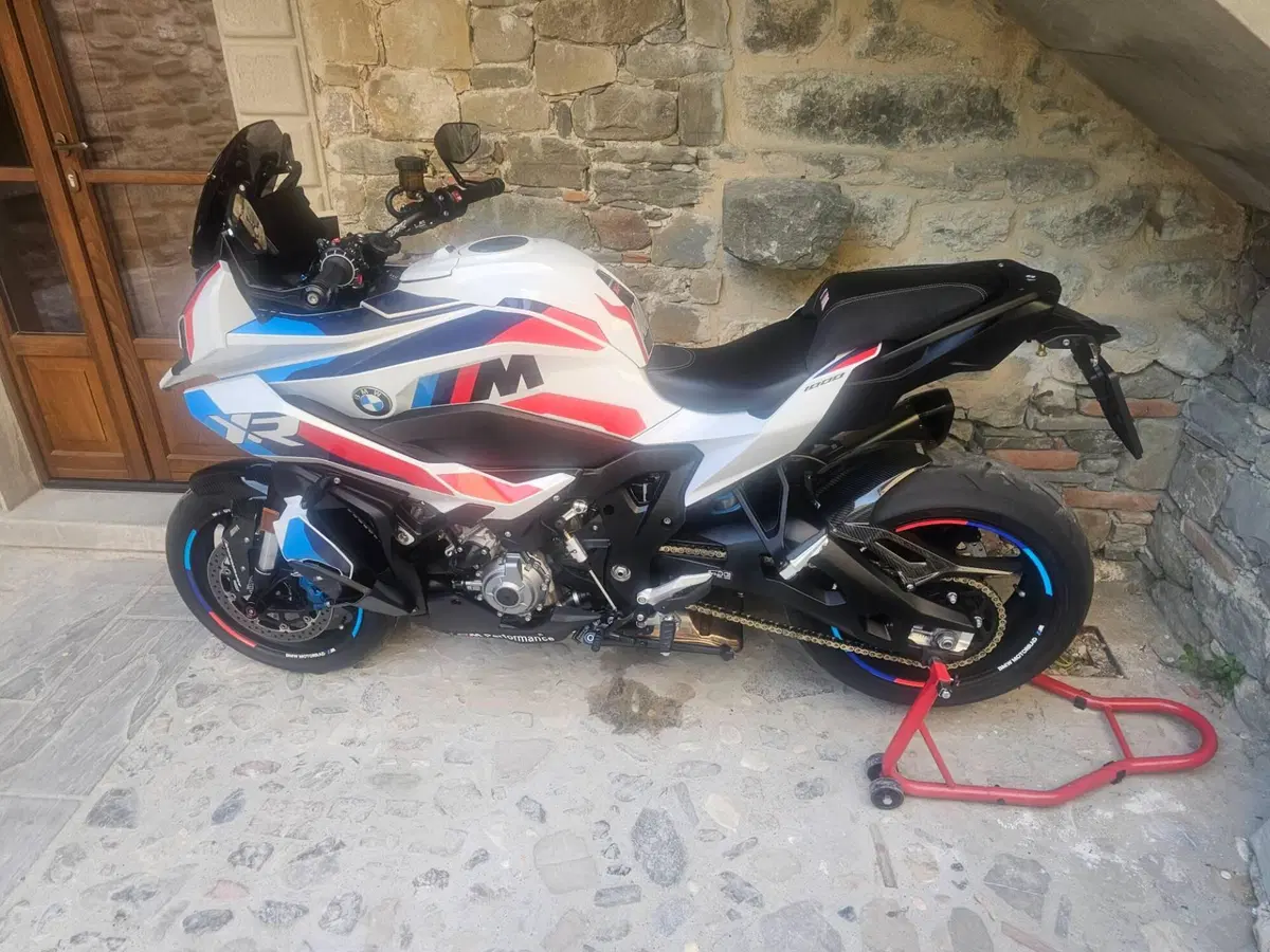 Bmw M 1000 XR (2024 - 27) (5)