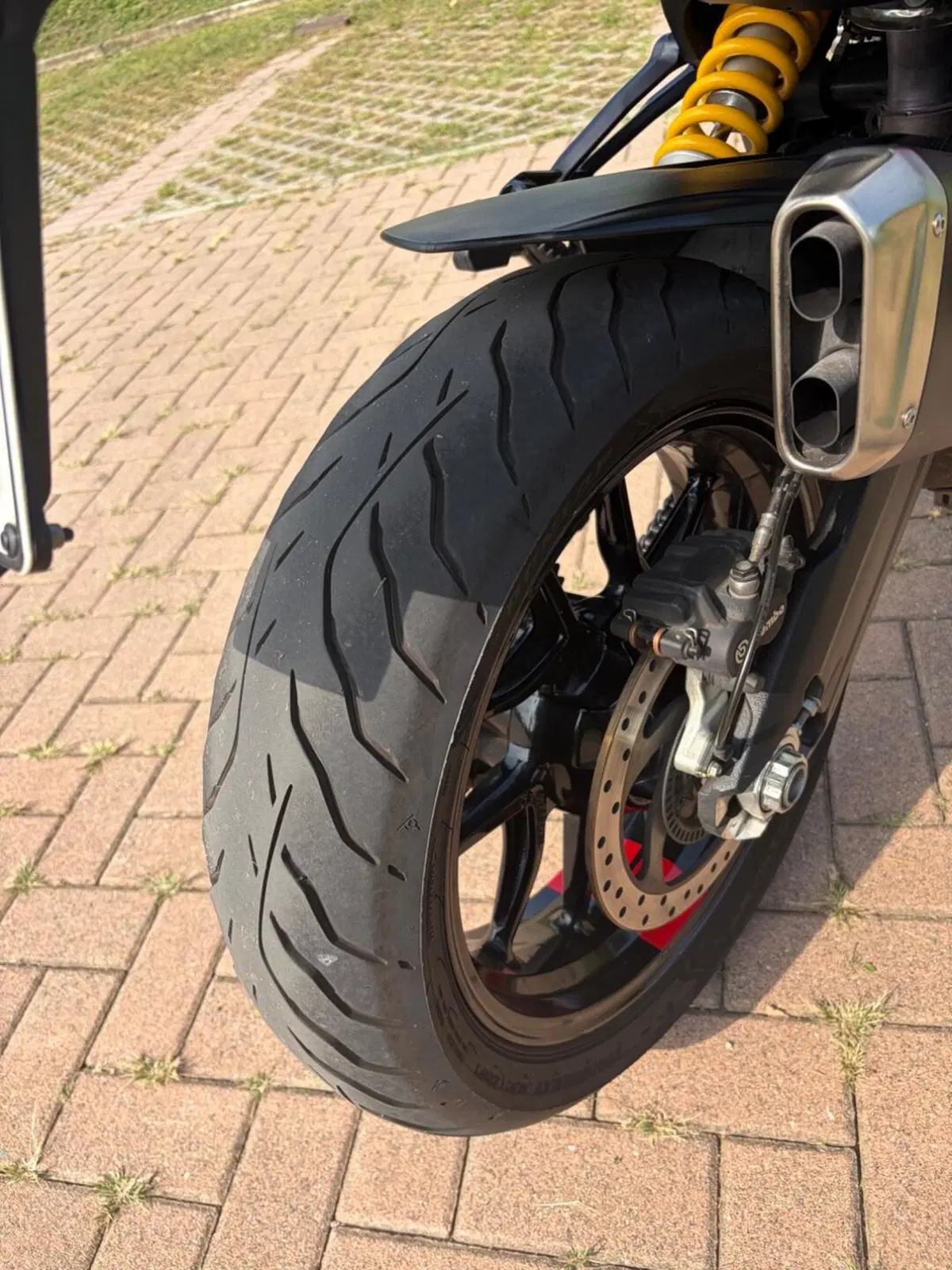 Ducati Multistrada V2 S (2022 - 24) (8)