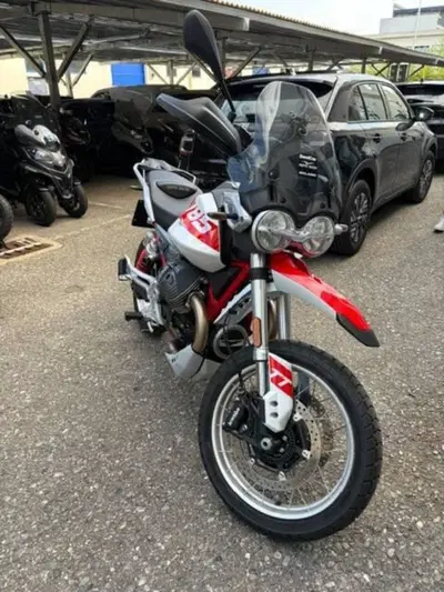 Moto Guzzi V85 TT (2024 - 26) usata