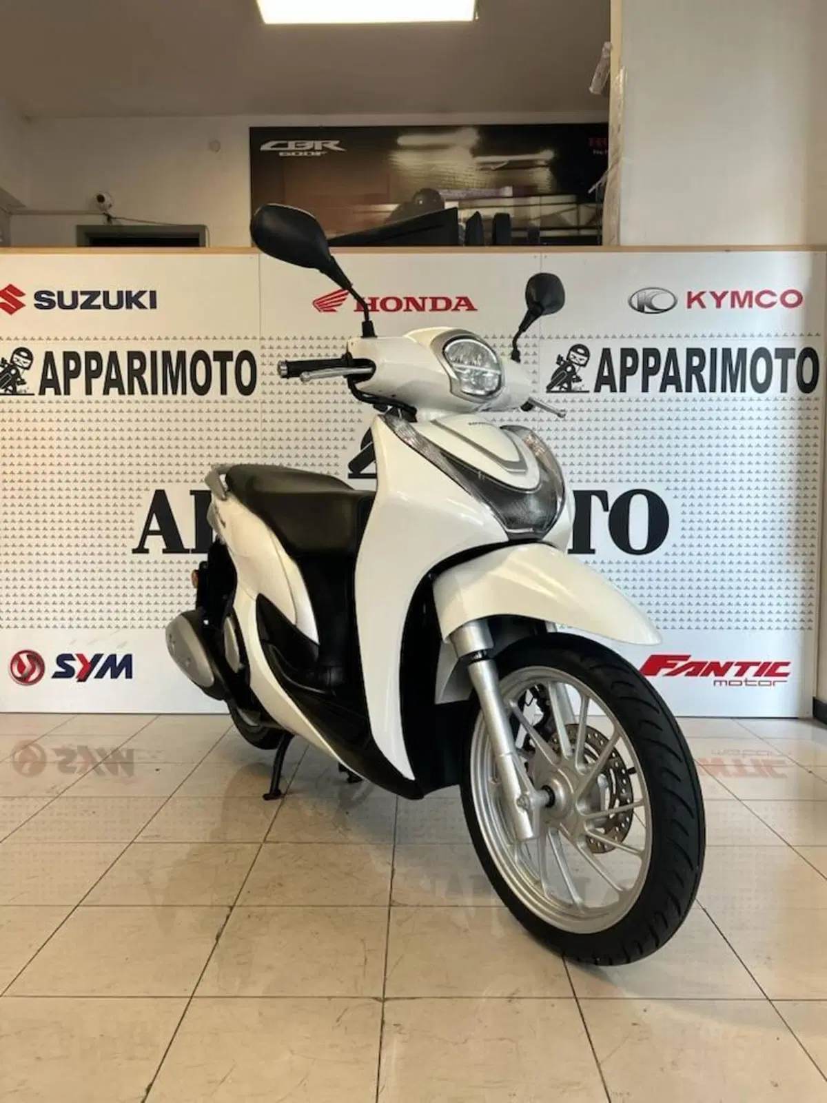 Honda SH 125 Mode (2021 - 23) (2)