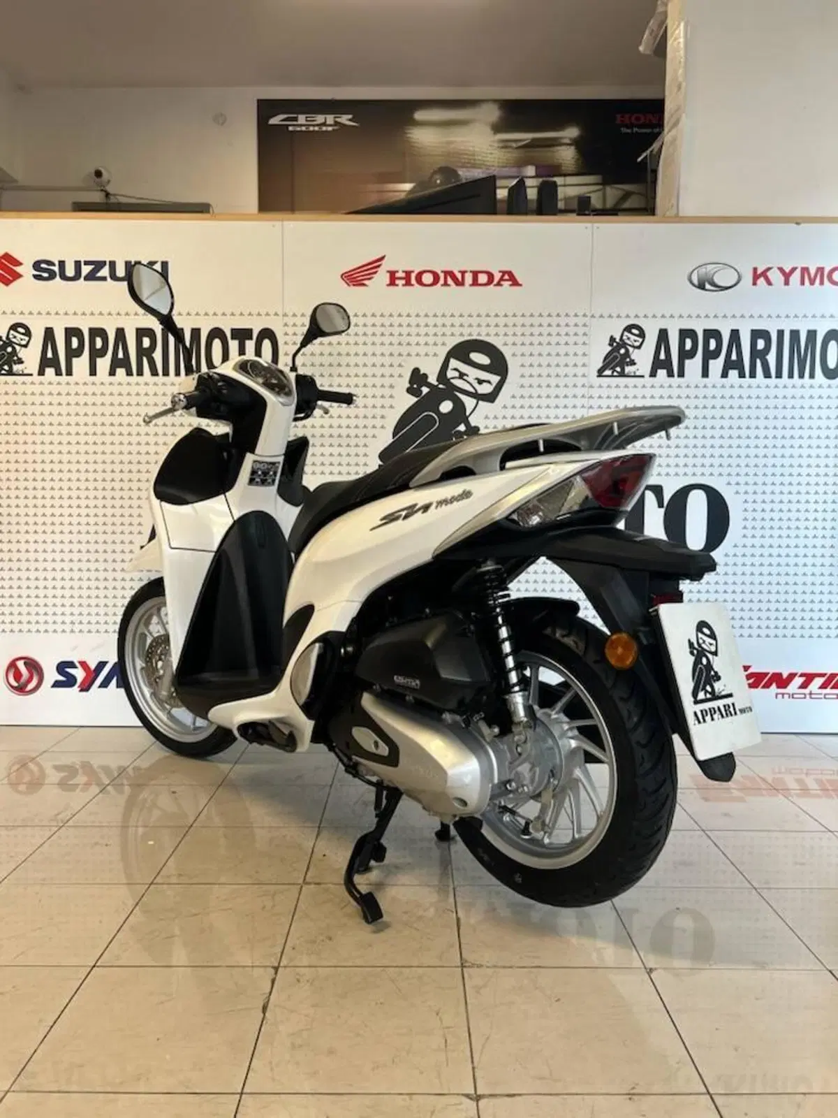 Honda SH 125 Mode (2021 - 23) (4)