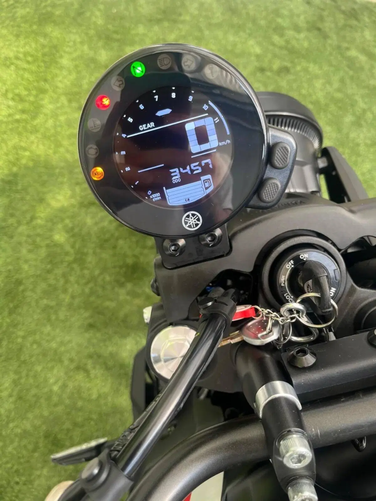 Yamaha XSR 700 XTribute (2022 - 24) (5)