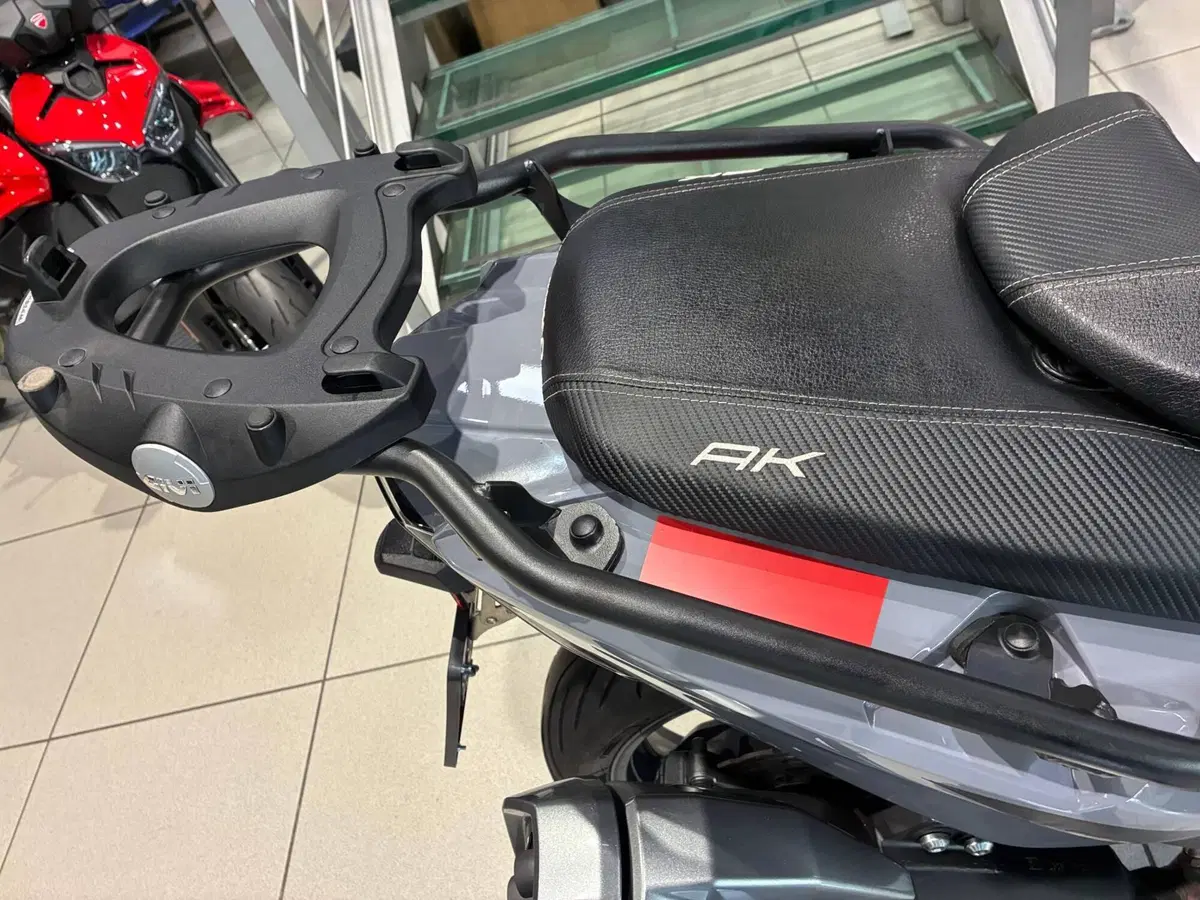 Kymco AK 550 (2017 - 19) (7)