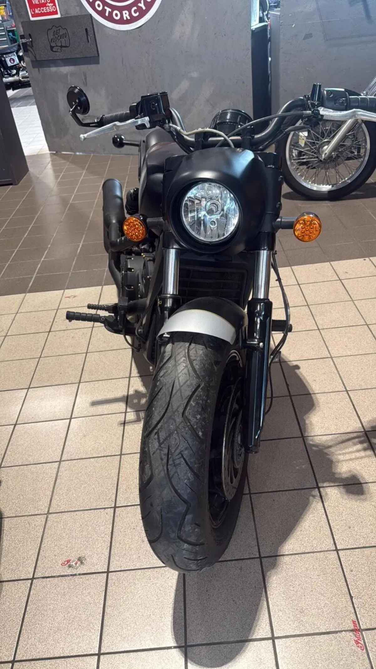 Indian Scout 1133 Bobber (2018 - 20) (2)