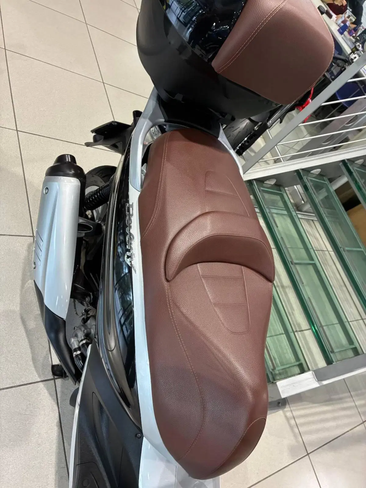 Piaggio Beverly 300 i.e. (2010 - 16) (4)