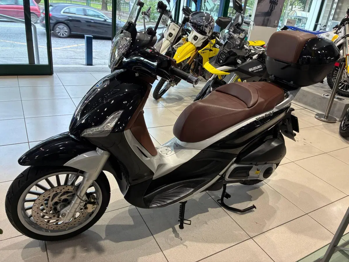 Piaggio Beverly 300 i.e. (2010 - 16) (10)