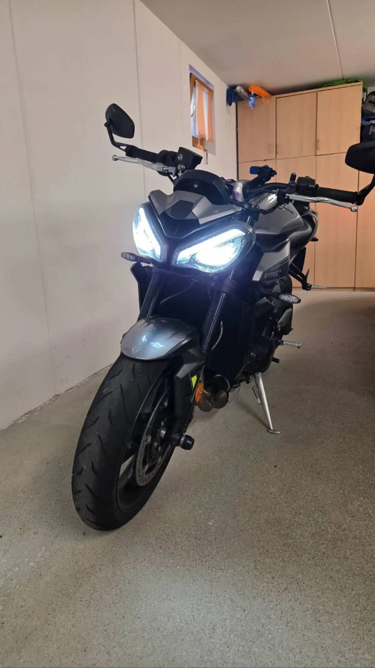 Triumph Street Triple 765 R (2023 - 26)