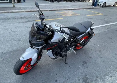 Yamaha MT-09 (2017 - 20) usata