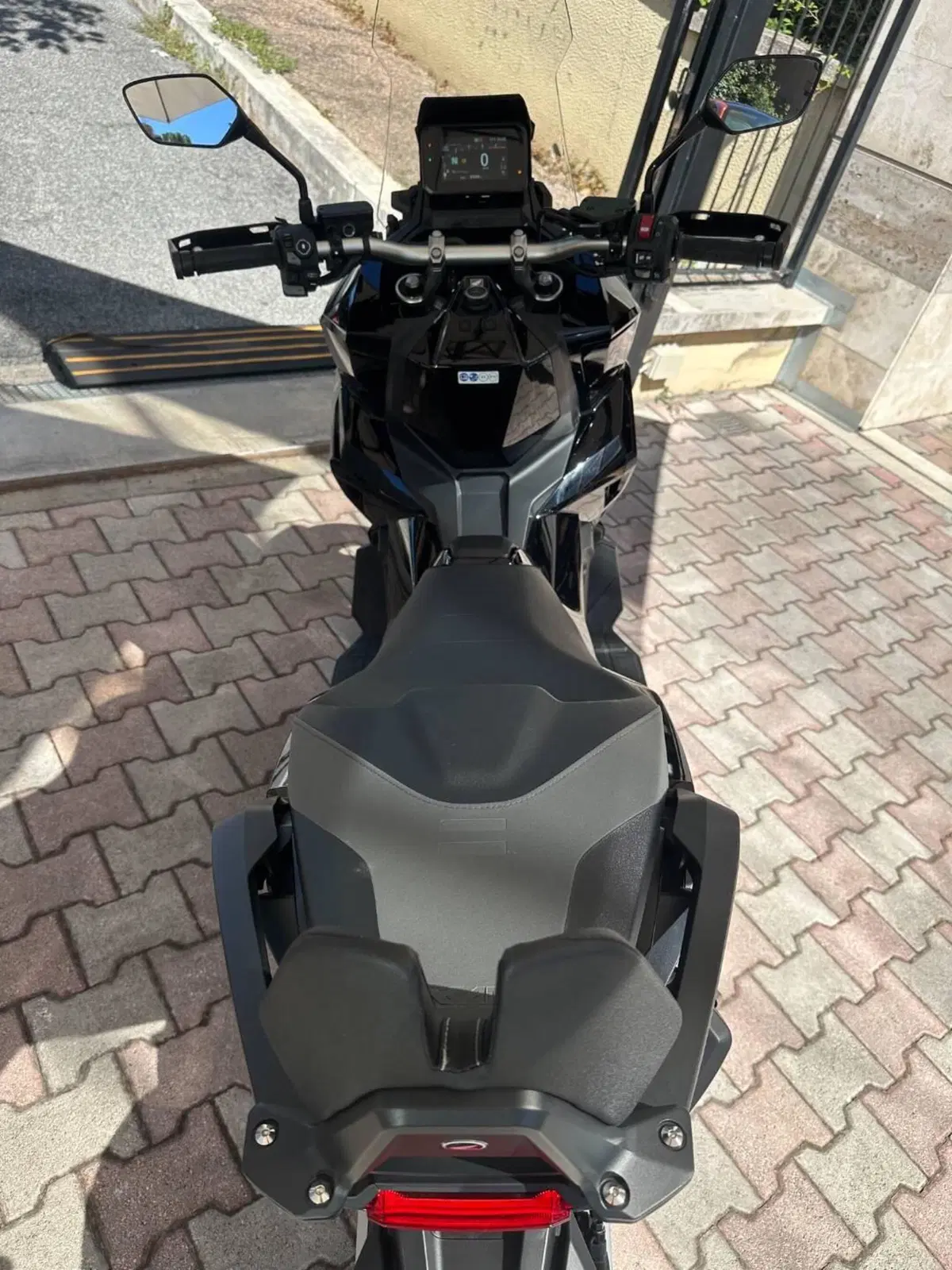 Honda X-ADV 750 (2025 - 27) (5)