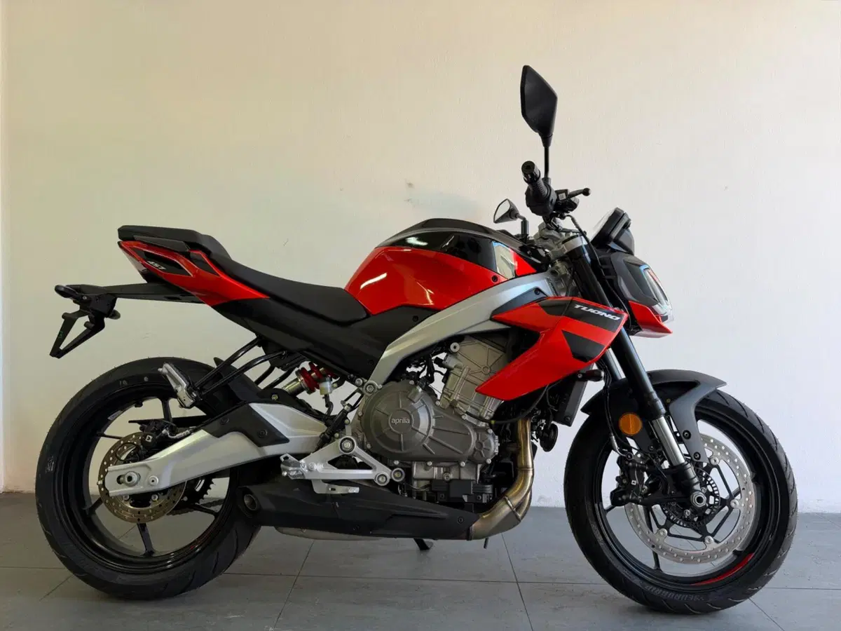 Aprilia Tuono 457 (2025 - 26)