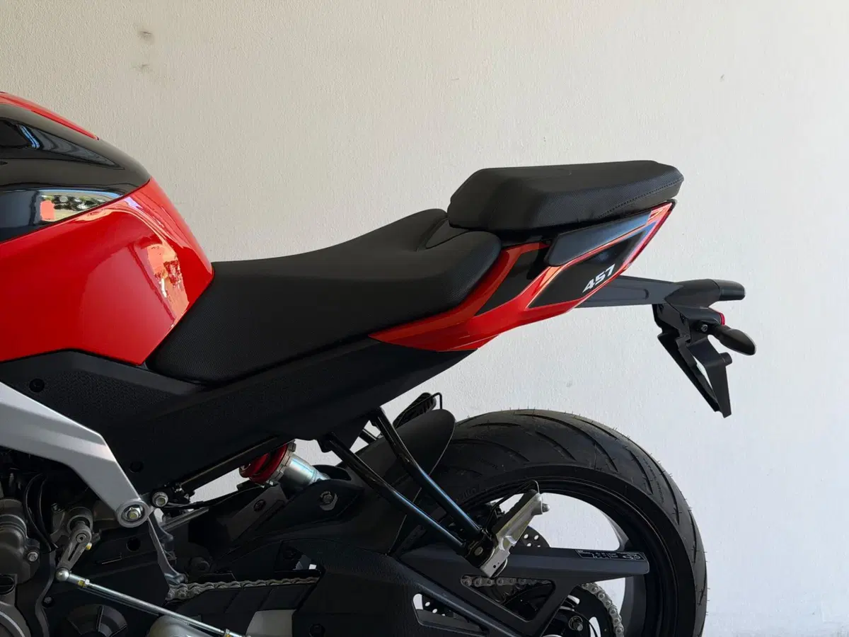 Aprilia Tuono 457 (2025 - 26) (5)