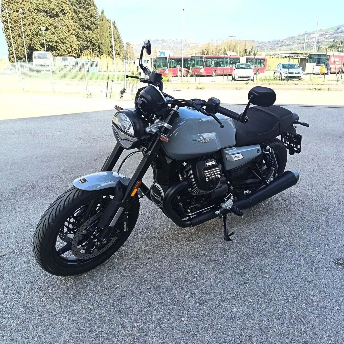 Moto Guzzi V7 Sport (2025 - 26) (8)