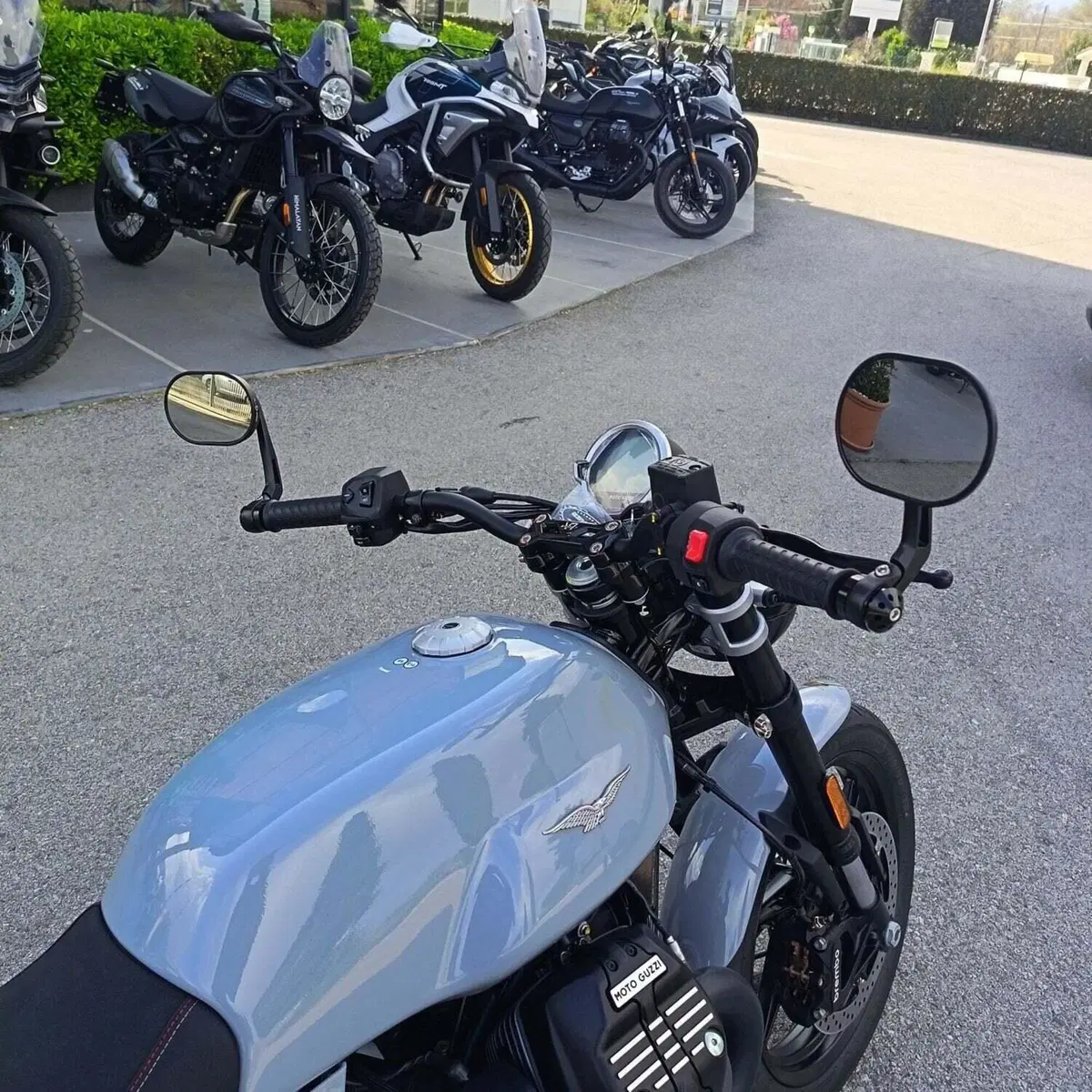 Moto Guzzi V7 Sport (2025 - 26) (10)