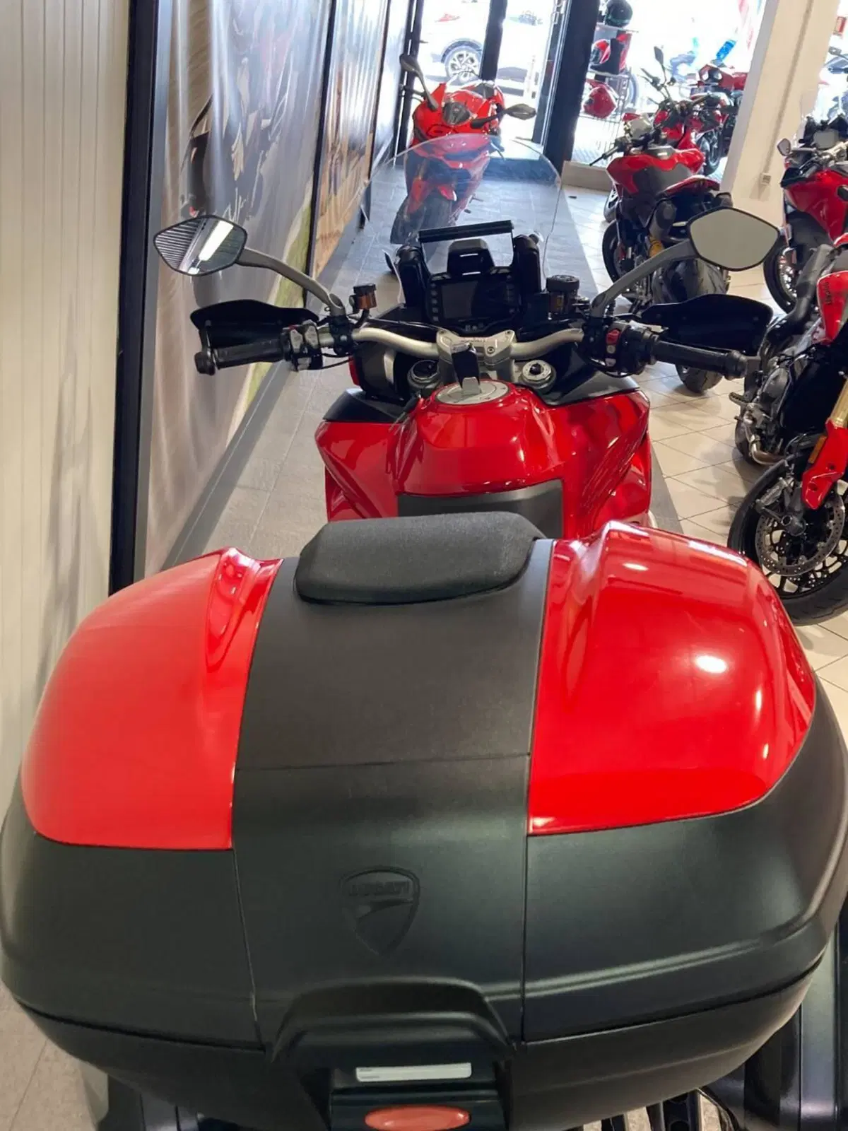 Ducati Multistrada V2 S (2022 - 24) (4)