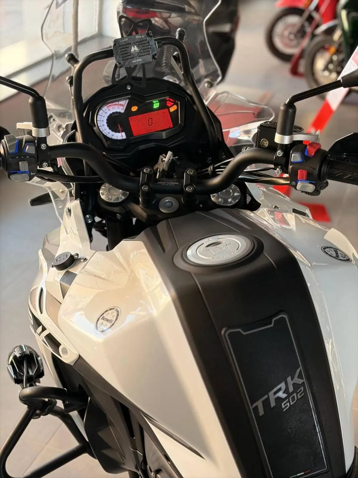 Benelli TRK 502X (2021 - 26) (5)