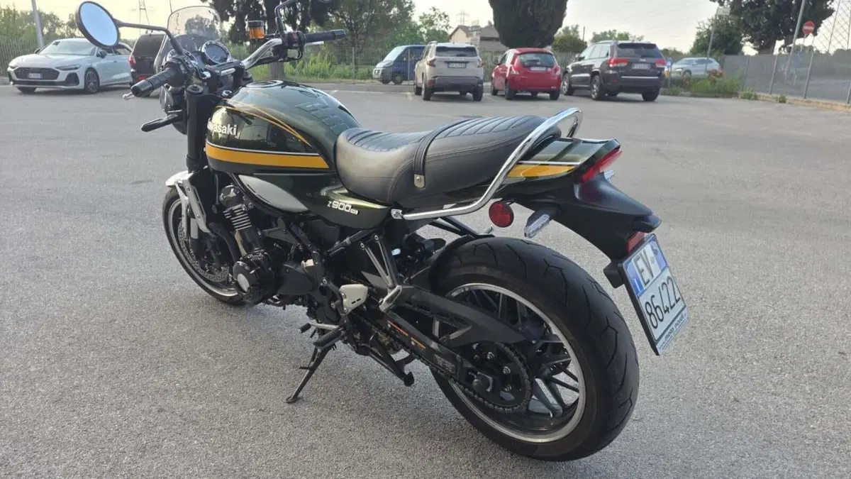 Kawasaki Z 900 RS (2021) (3)