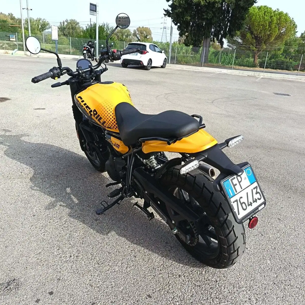 Royal Enfield Guerrilla 450 (2024 - 26) (6)