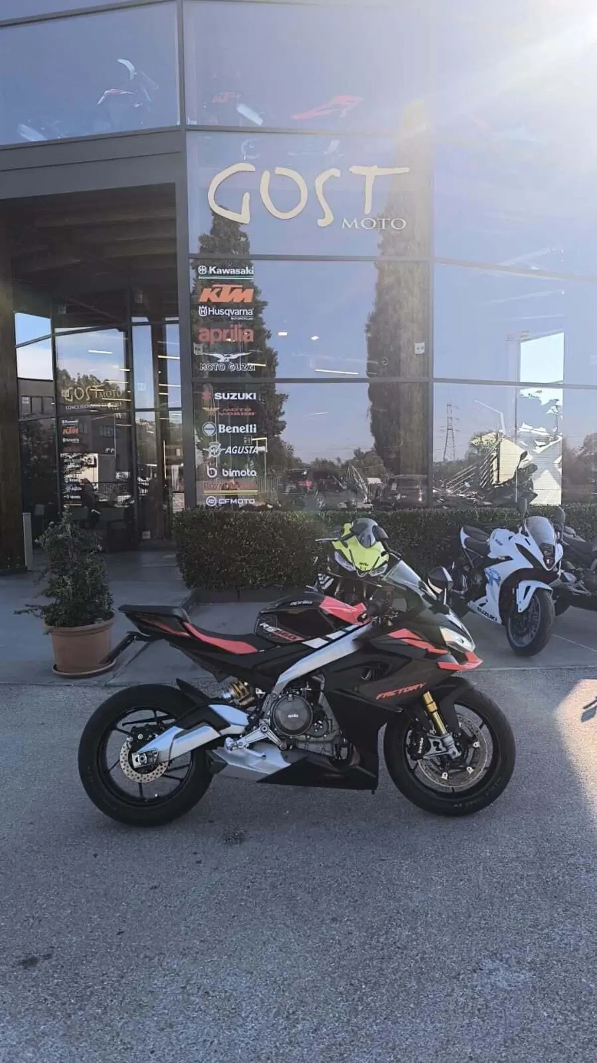 Aprilia RS 660 Factory (2025 - 26) (2)