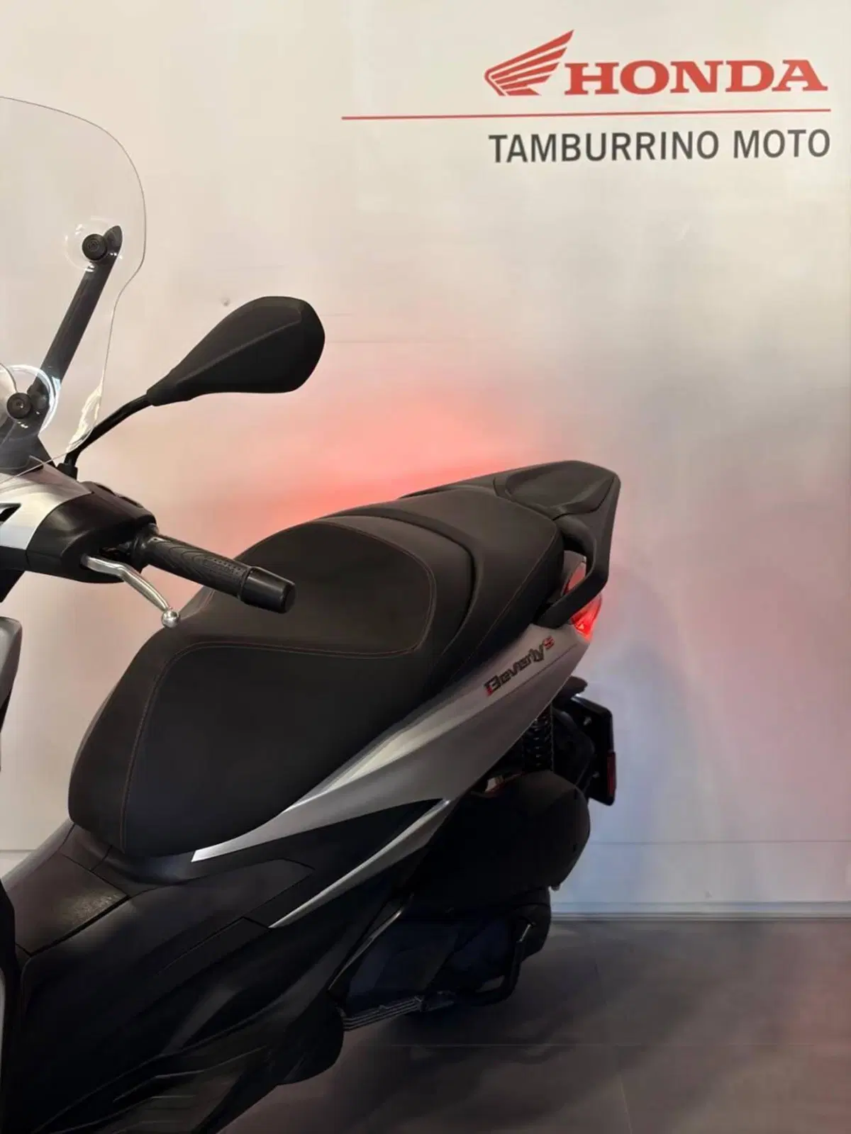 Piaggio Beverly 300 S ABS-ASR (2021 - 25) (7)