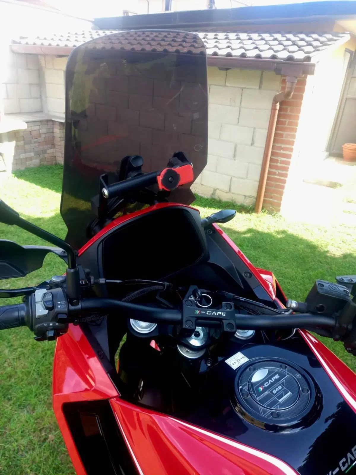 Moto Morini X-Cape 650 (2021 - 26) (4)