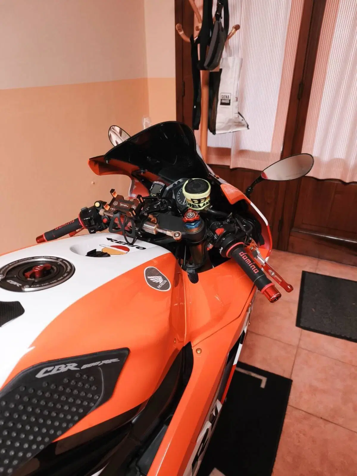 Honda CBR 600 RR (2005 - 06) (6)