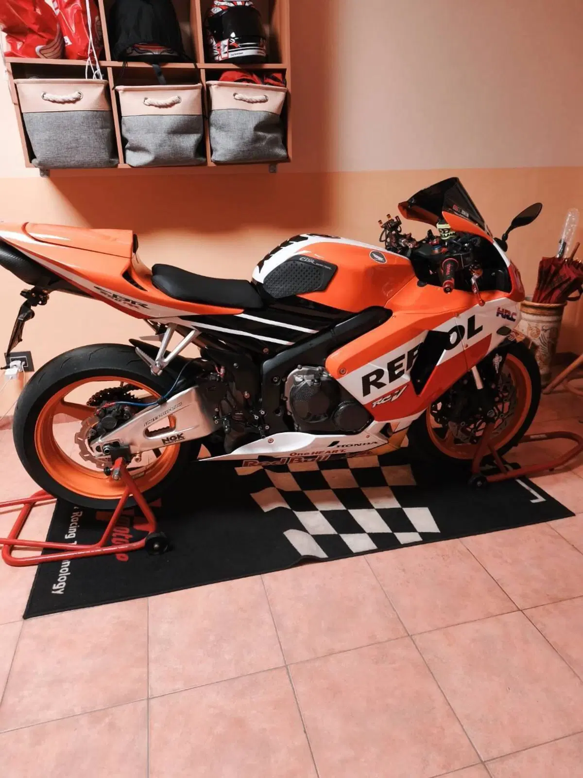 Honda CBR 600 RR (2005 - 06) (8)
