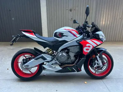 Aprilia Tuono 660 Factory (2025 - 26) usata