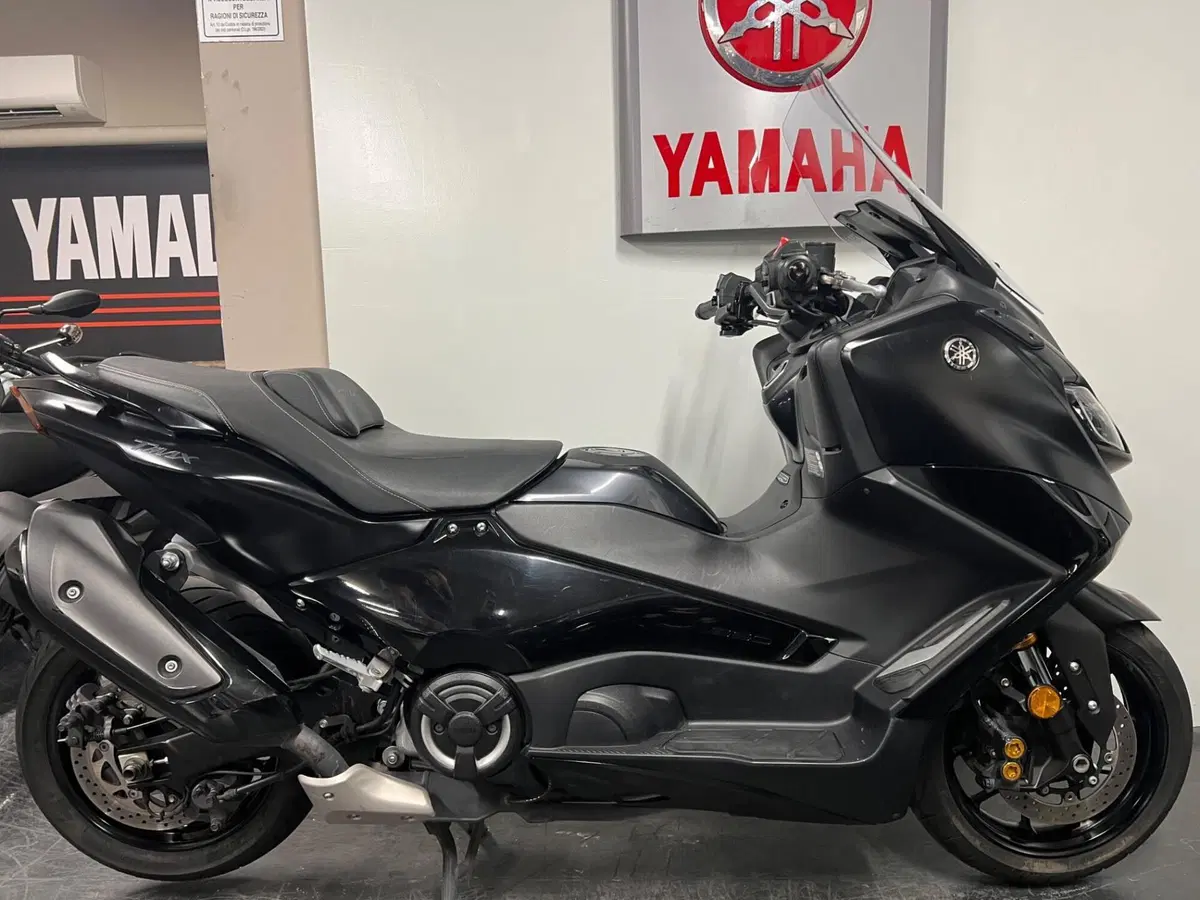 Yamaha T-Max 560 Tech Max (2022 - 24)