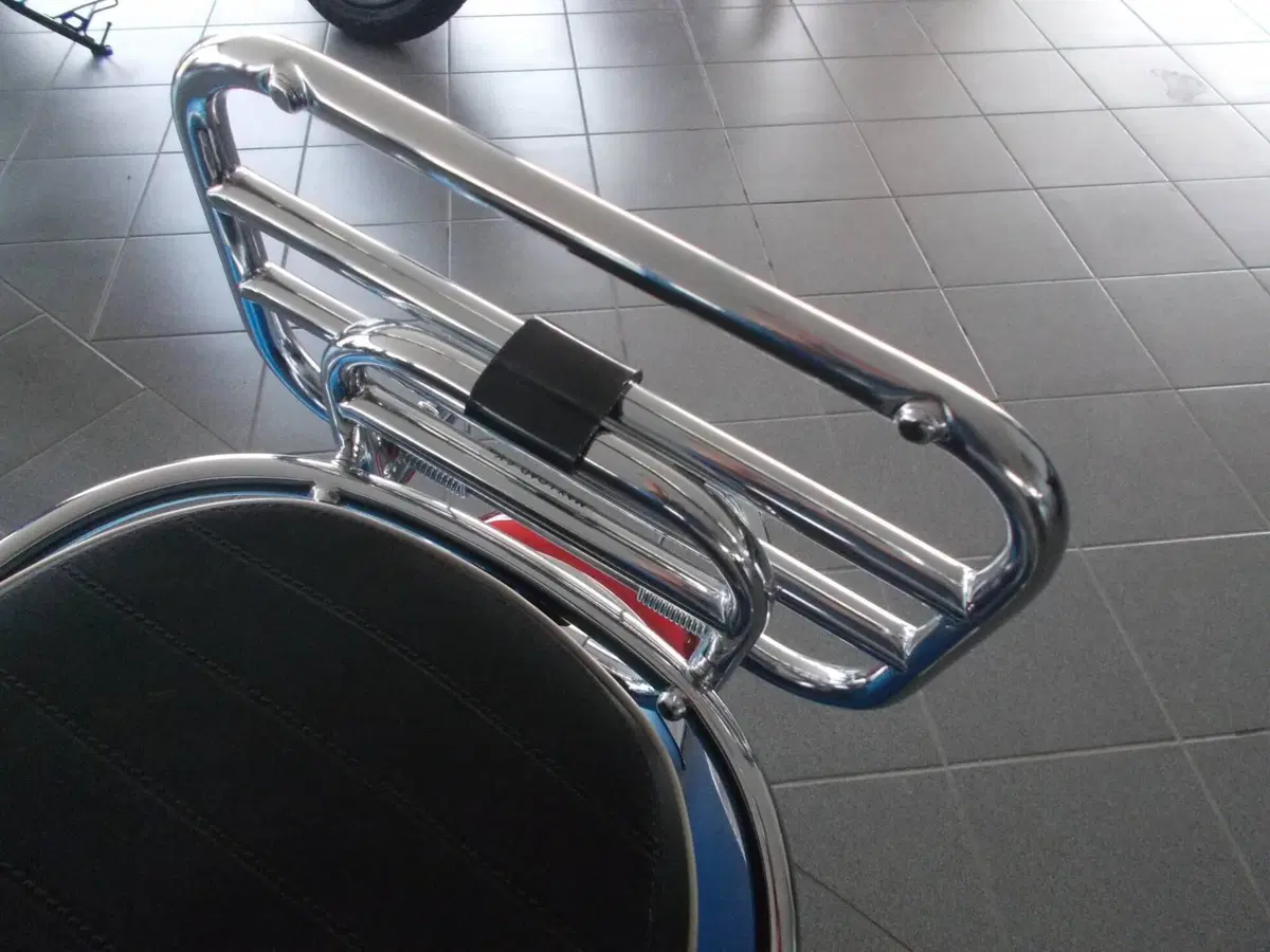 Vespa GTS 300 Super Sport Hpe (2021 - 22) (6)