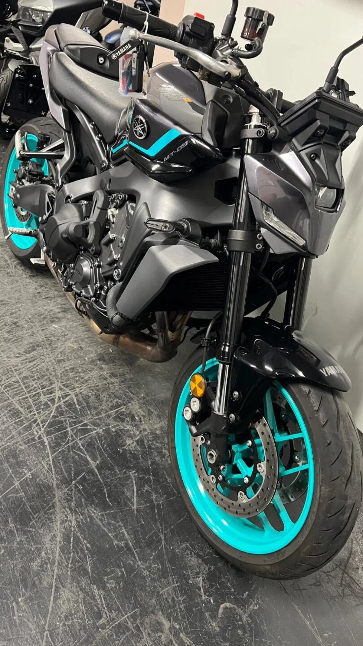 Yamaha MT-09 Y-AMT (2024 - 26) (11)