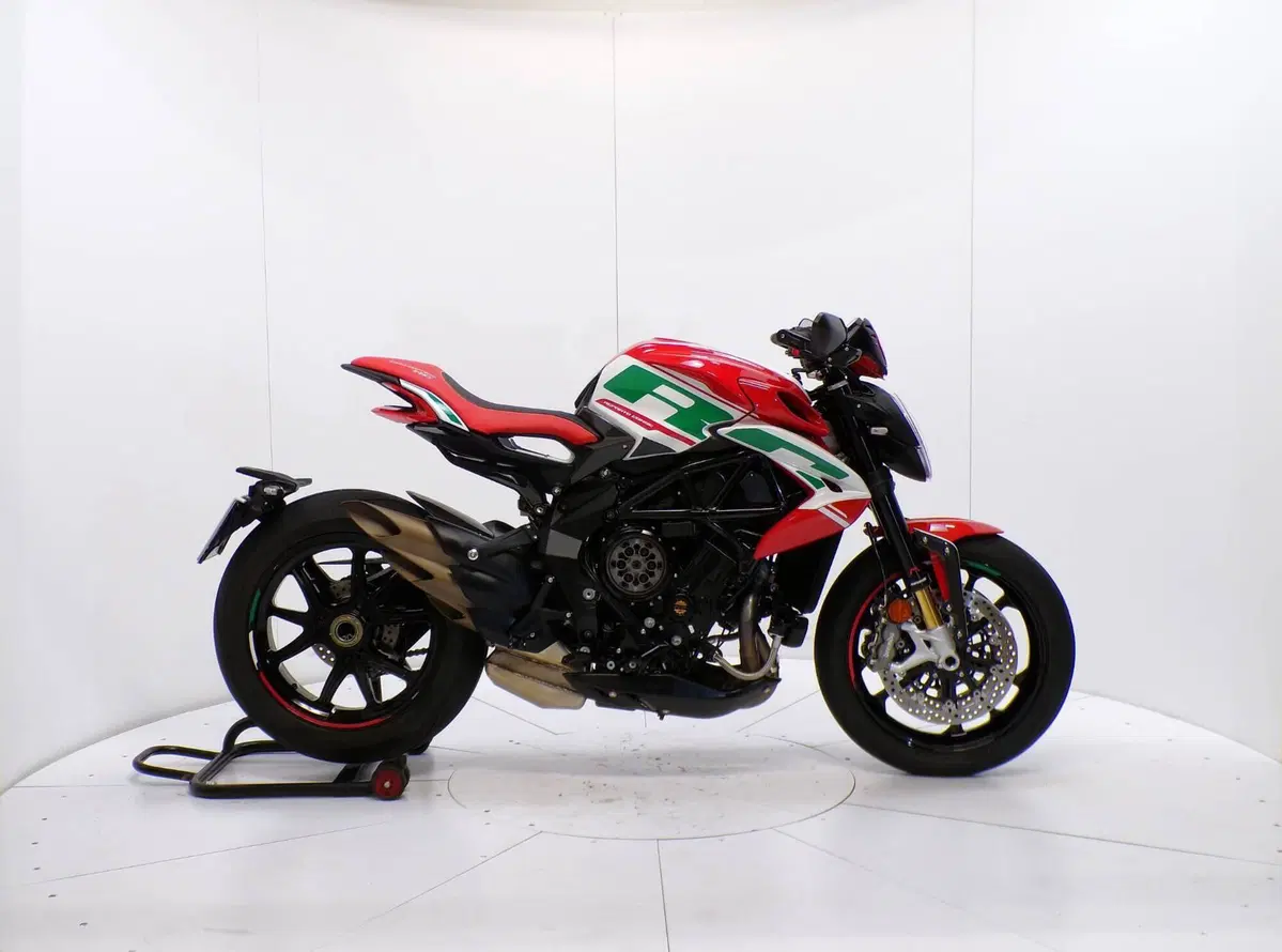 MV Agusta Dragster 800 RC SCS (2022 - 25)