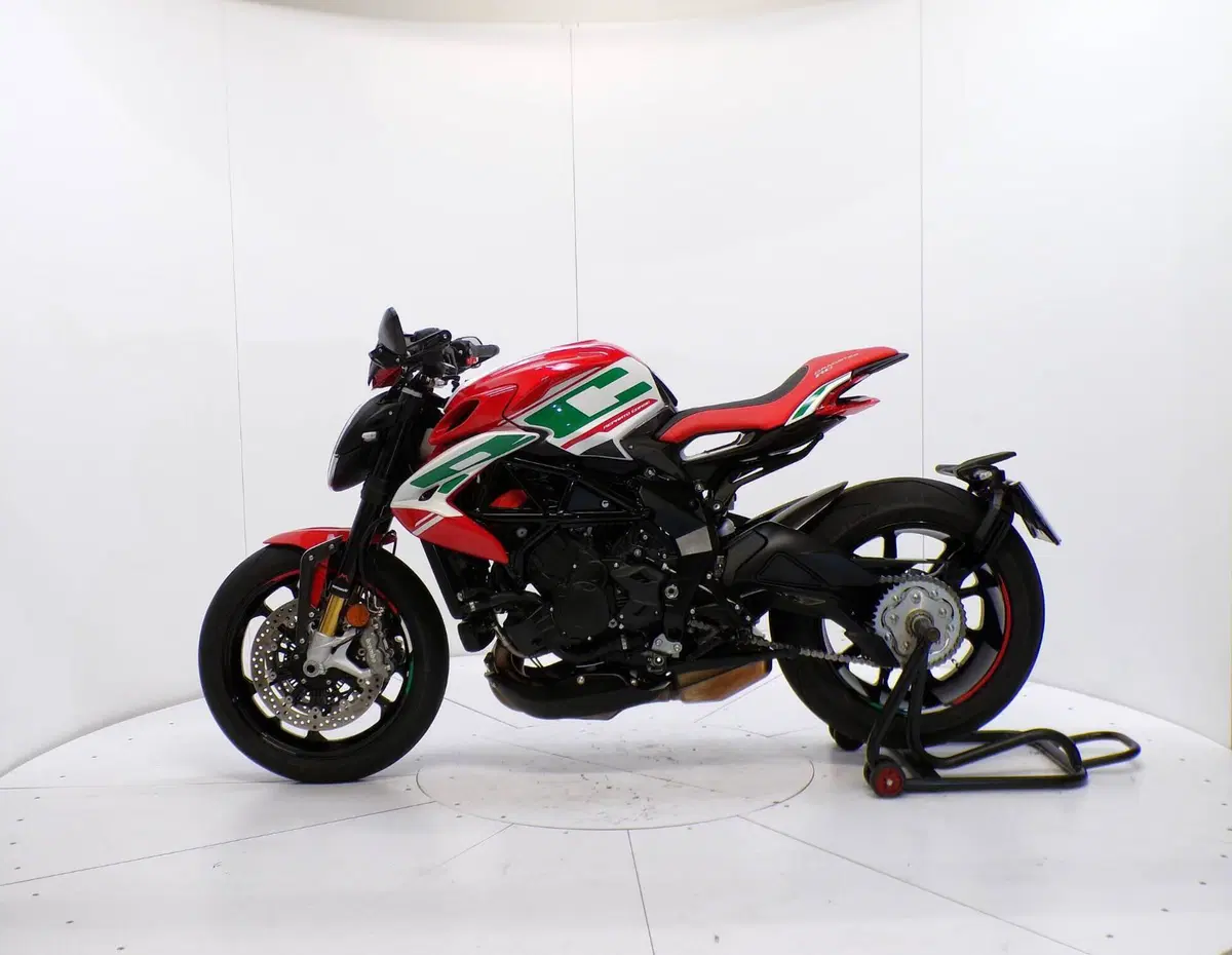 MV Agusta Dragster 800 RC SCS (2022 - 25) (4)
