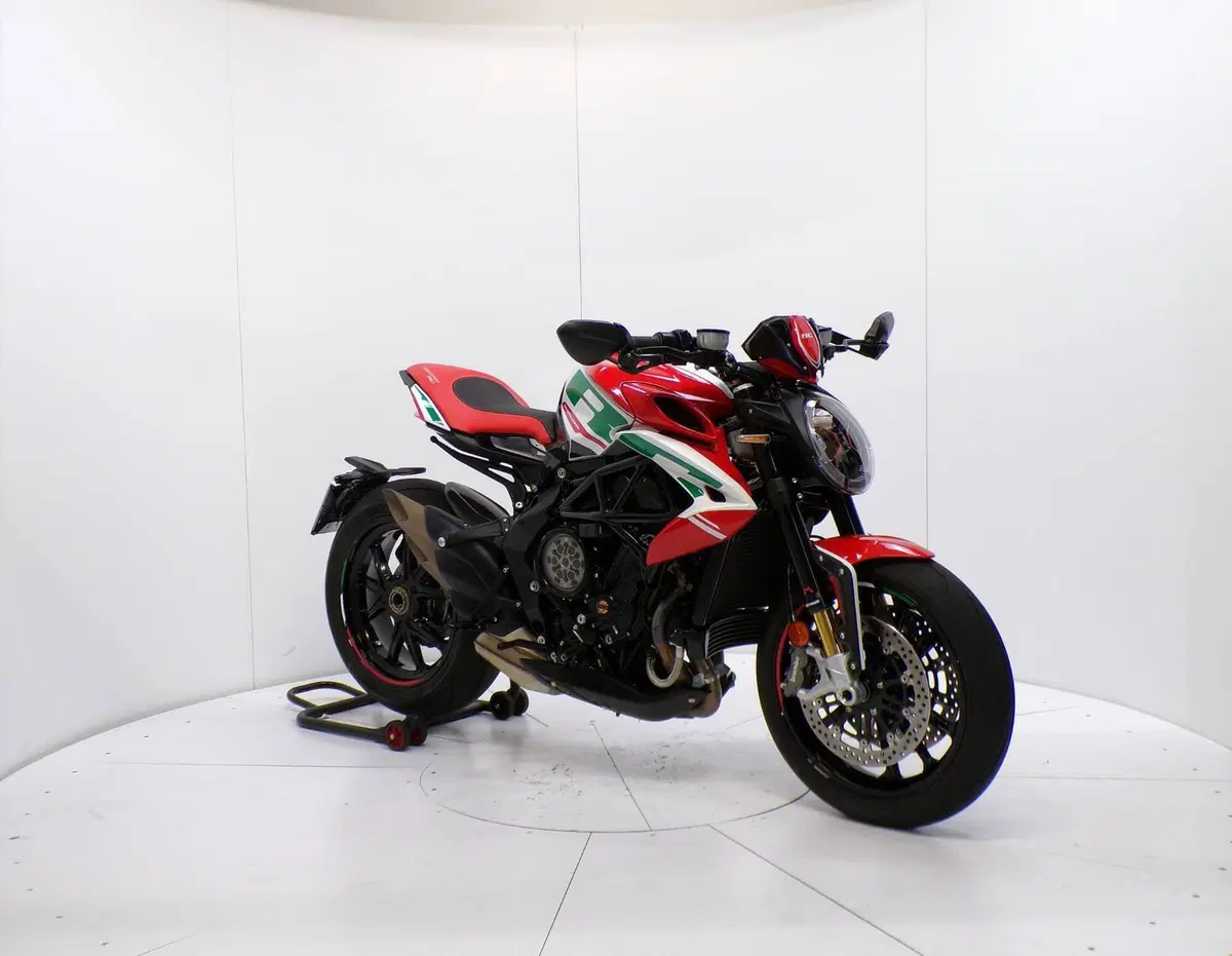MV Agusta Dragster 800 RC SCS (2022 - 25) (2)