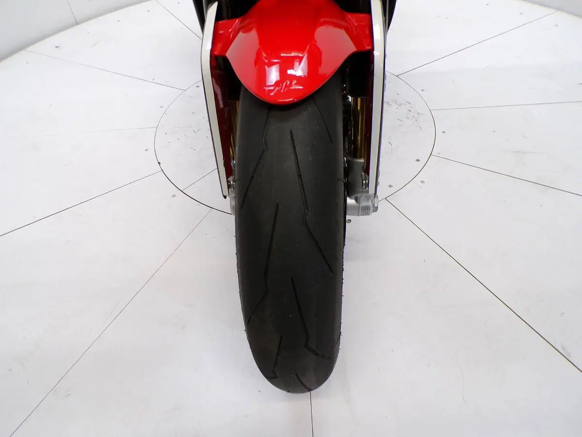 MV Agusta Dragster 800 RC SCS (2022 - 25) (10)