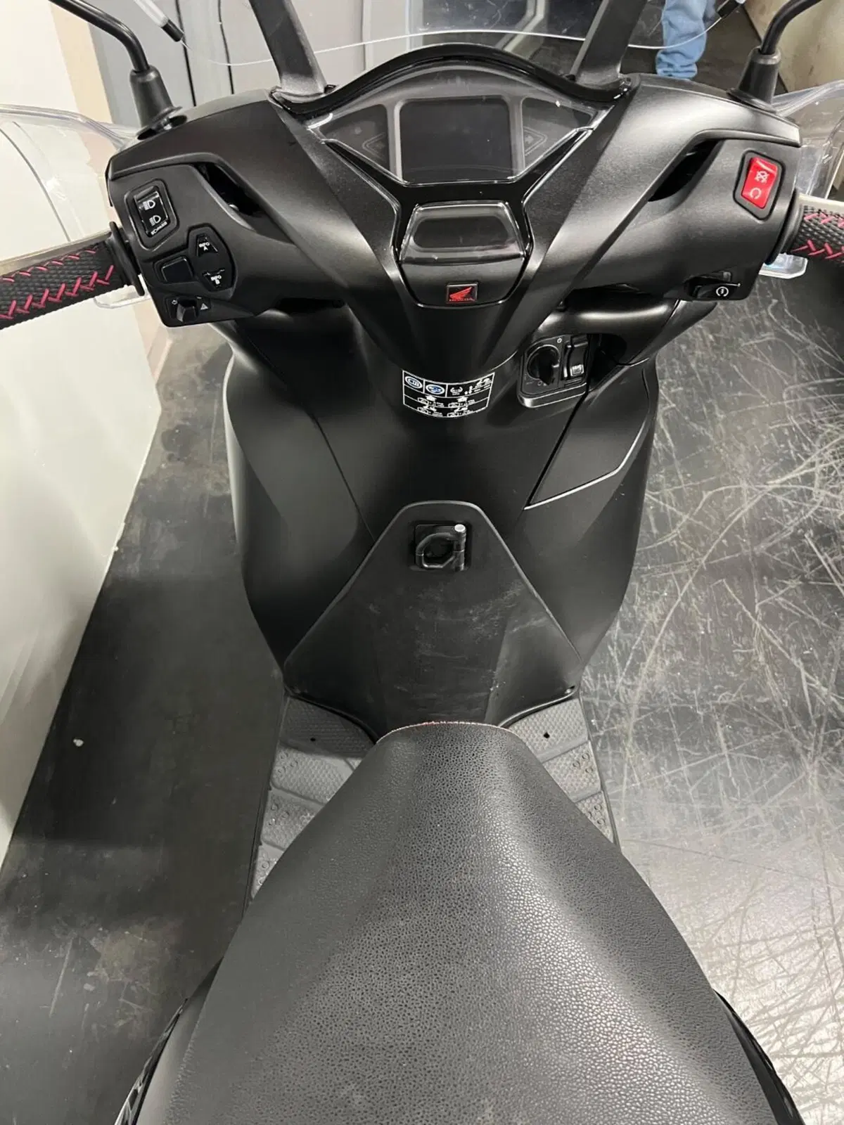 Honda SH 350 Sport (2021 - 24) (9)